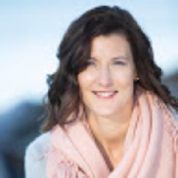 Meet your Posher, Cathy - Picture 1 of 1